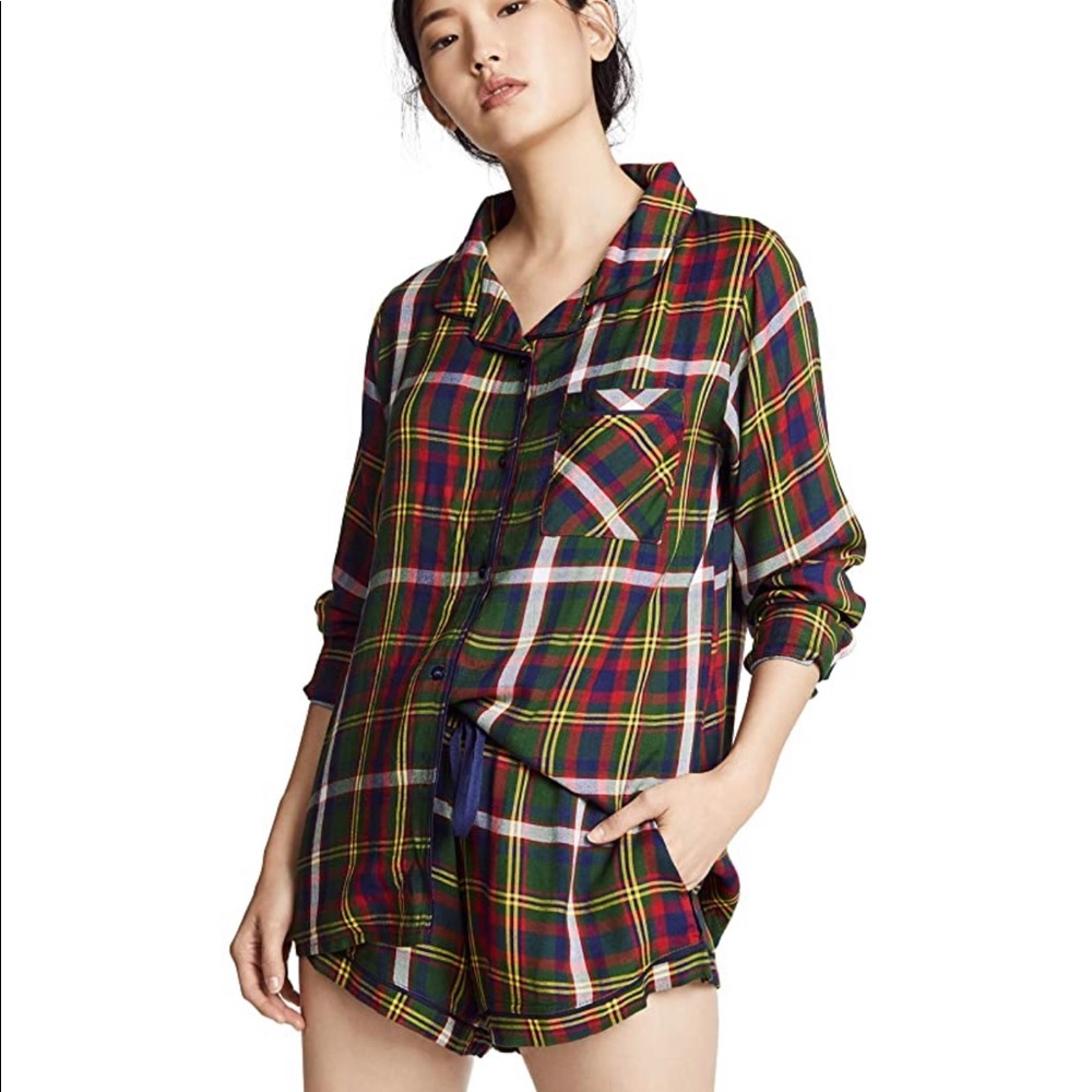 Revolve plush apparel super soft plaid pj set size xsmall